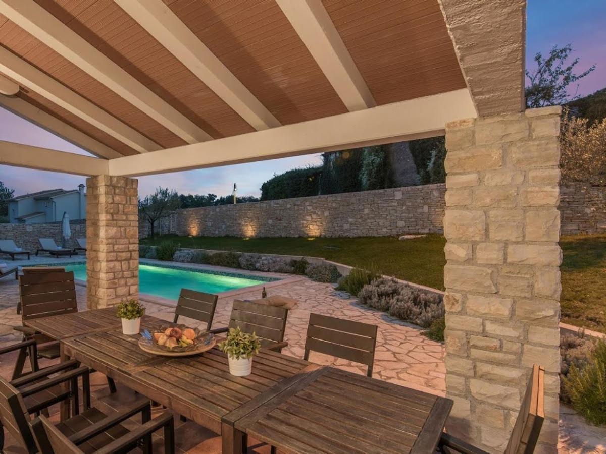 Villas Adagio Rojnići Eksteriør bilde